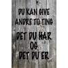 Skilt 166 - Du kan give to ting (4 stk) assorteret baggrund